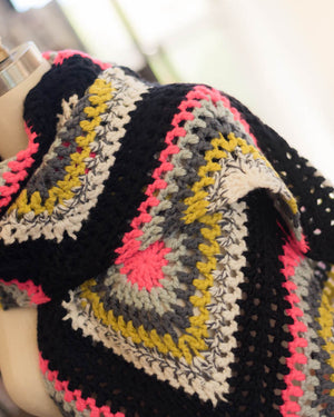 Granny Square Lite Wrap Crochet Kit